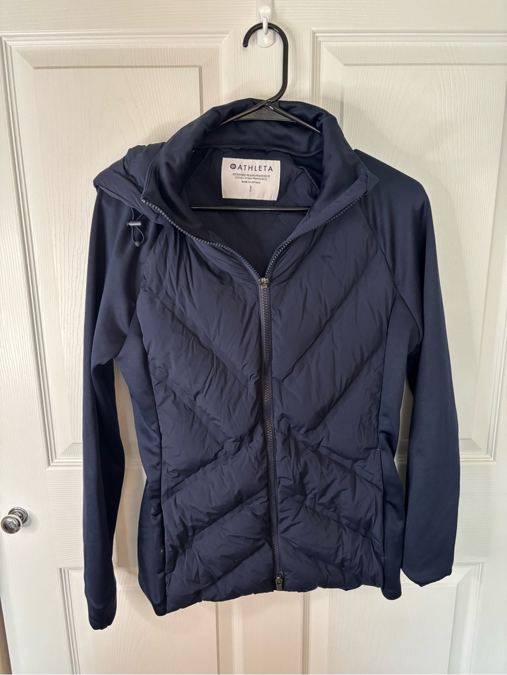 Athleta Navy Inlet Down Jacket